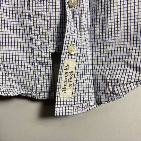 Abercrombie & Fitch Checkered White and Blue Button Down Shirt - Picture 8 of 11